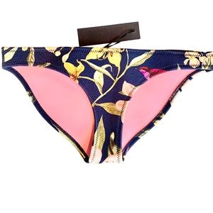TRIANGL neoprene navy floral bikini bottoms NEW